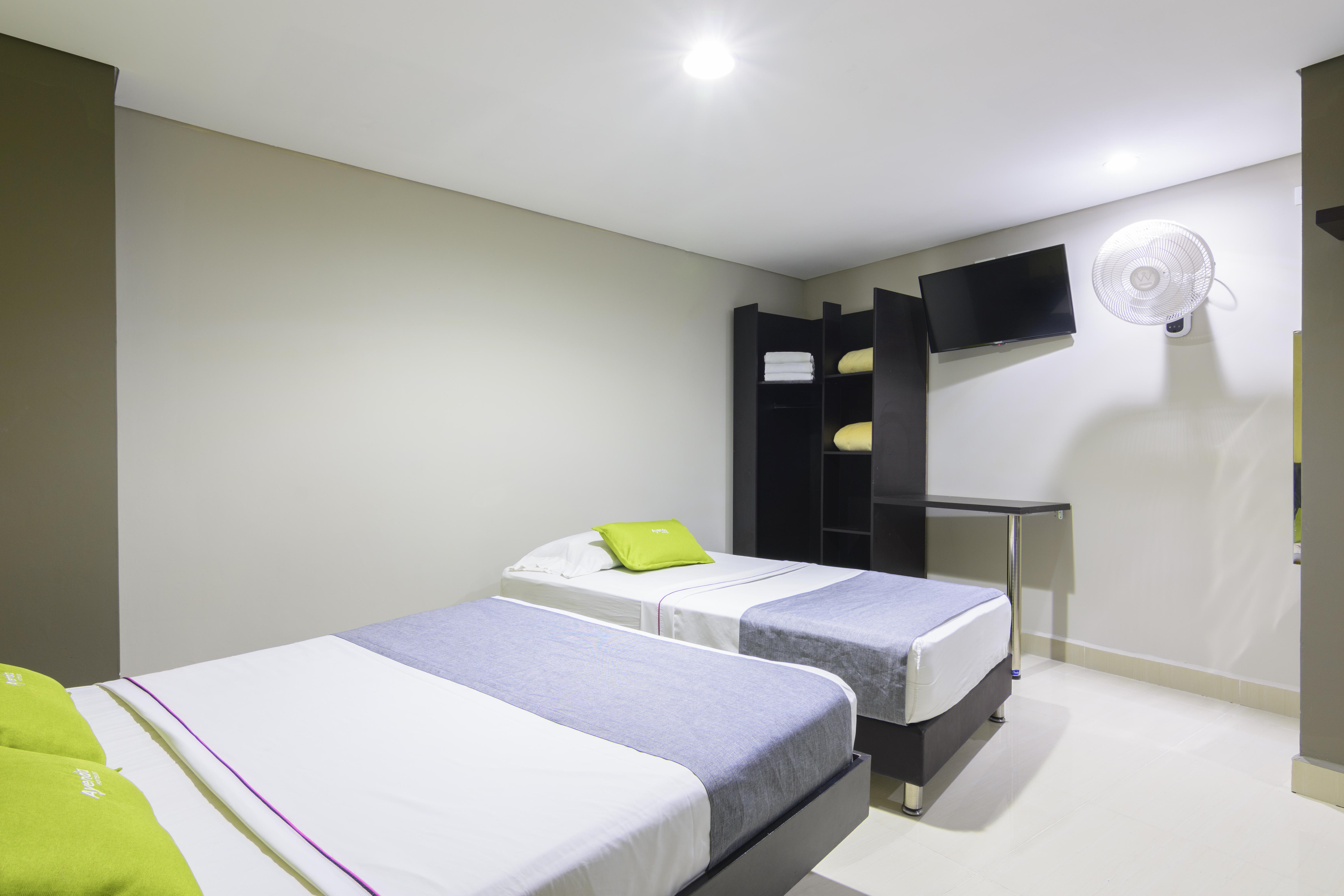 3H Hotel Centro Historico Медельин Экстерьер фото