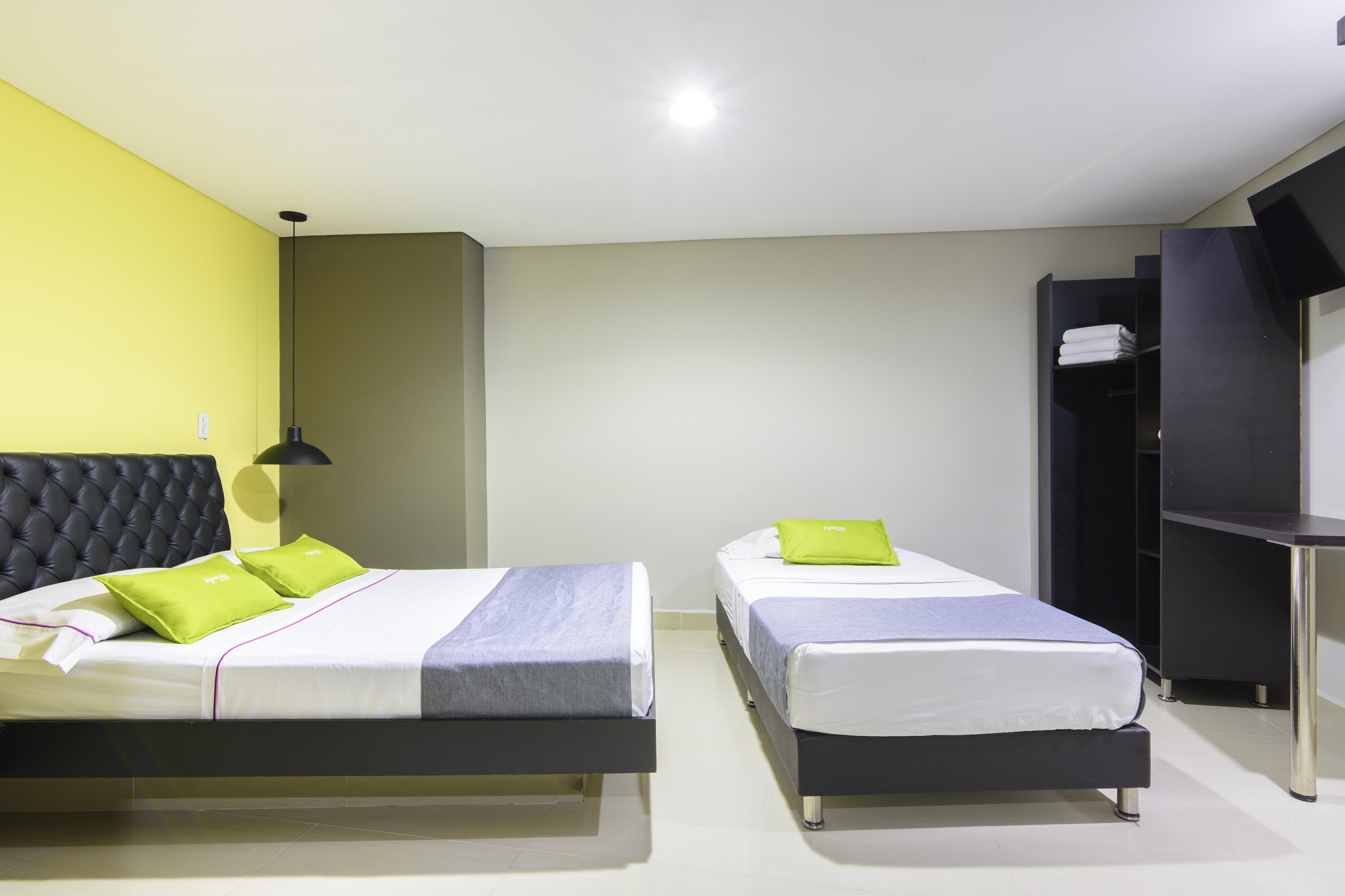 3H Hotel Centro Historico Медельин Экстерьер фото