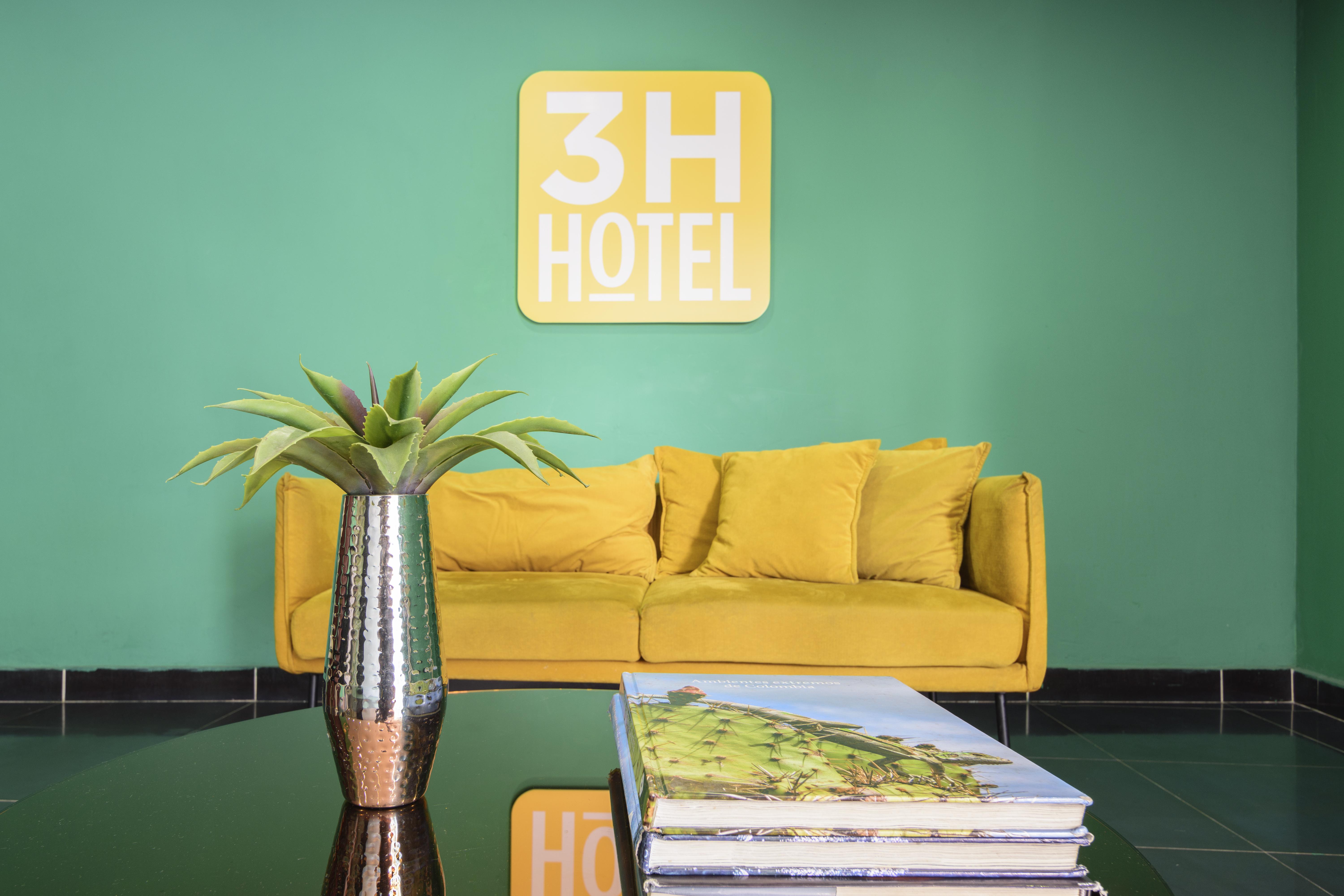 3H Hotel Centro Historico Медельин Экстерьер фото